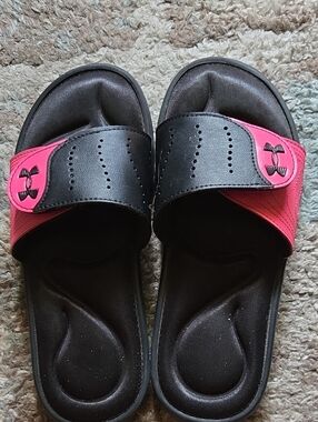 Under Armour Black and Hot Pink Women's Slide Sandals Size 8